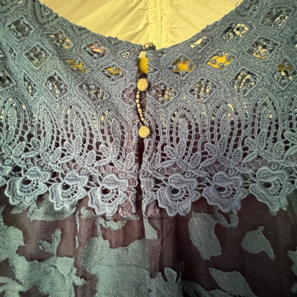 Modcloth lace overlay sheer bell sleeve swing dress , EUC, size small - Picture 5 of 6